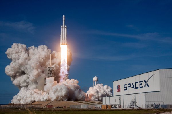 SpaceX 财报仅通过官网与 X 平台发布，不再使用通讯社